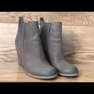 Melrose and market booties